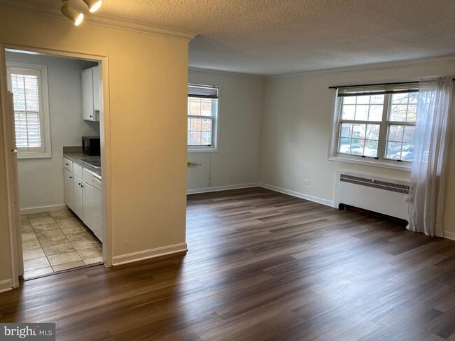 Building Photo - 4378 N Pershing Dr