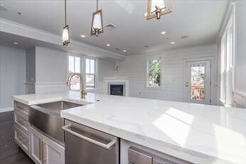 Building Photo - 394 K St