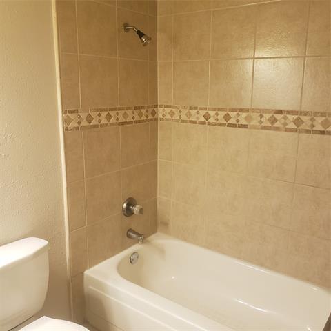 Building Photo - 504 Scarlet Oak Dr