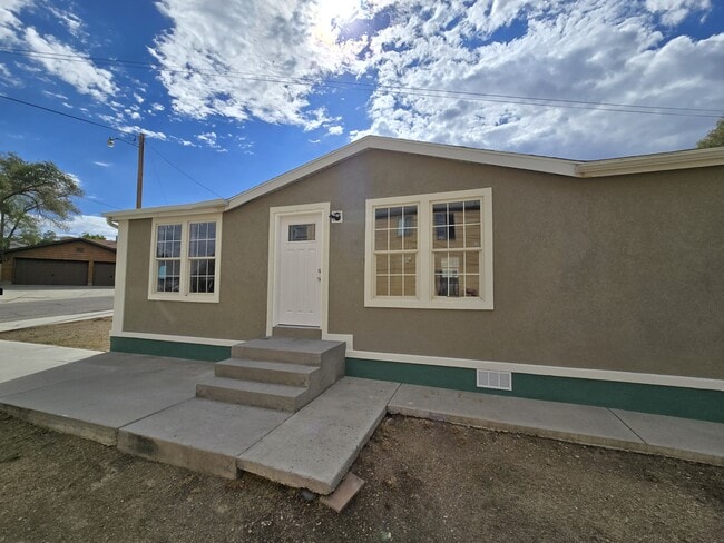 Building Photo - 220 Liberty St