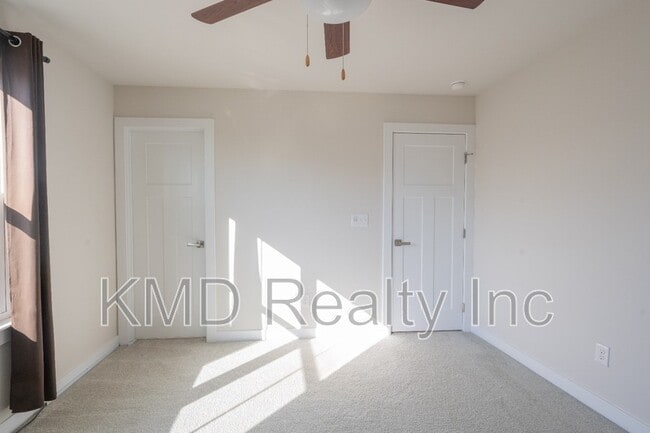 Building Photo - 10036 Paper Birch Dr