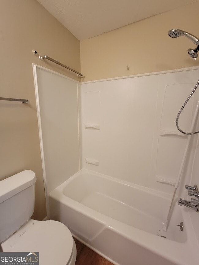 Building Photo - 104 Twiggs Cor