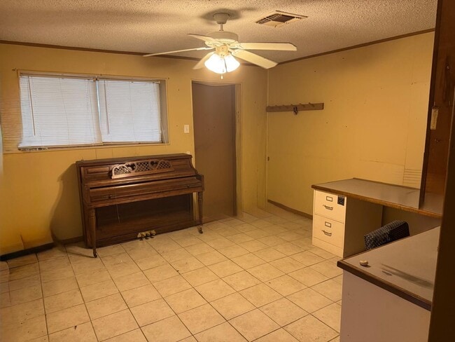 Building Photo - 14021 Susie Ln