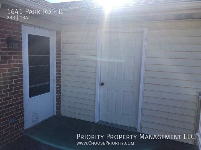 Building Photo - 1641 Park Rd