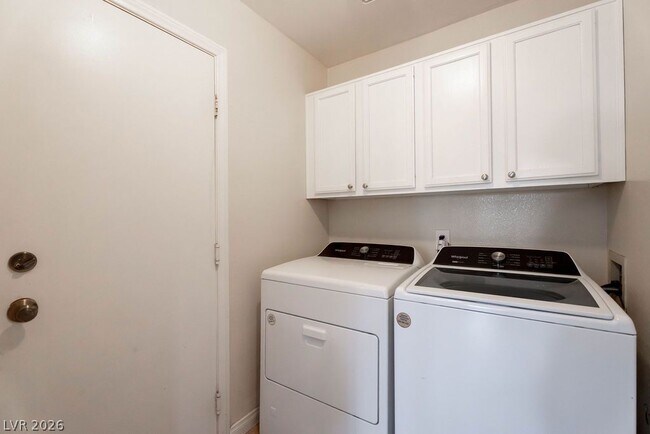 Building Photo - 8217 Diamond Star Ct
