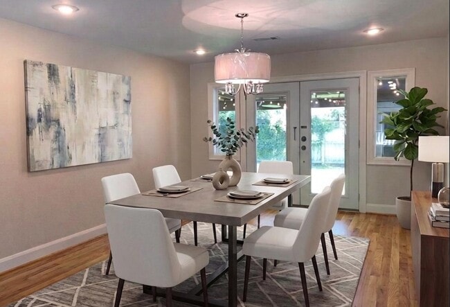 Building Photo - 2611 Tangley St