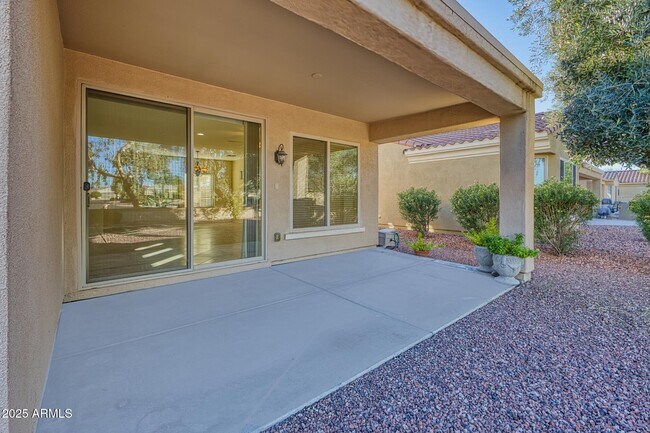 Building Photo - 13516 W Nogales Dr