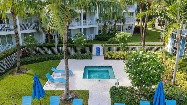 Building Photo - 515 Bay Colony Dr N