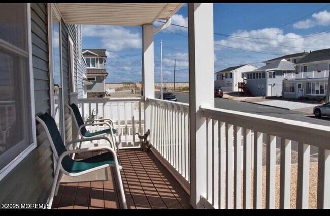 Building Photo - 7 Princeton Ave