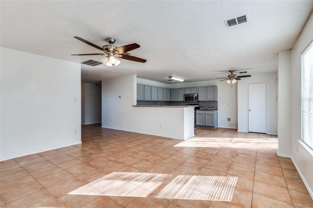 Building Photo - 10141 Chapel Rock Dr