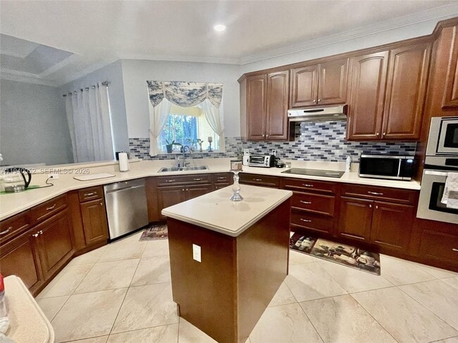 Building Photo - 12841 Country Glen Dr