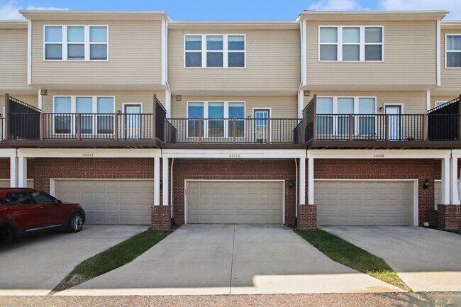 Building Photo - 44510 Ellery Ln