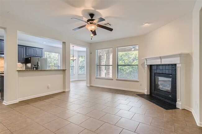 Building Photo - 12609 Calistoga Way