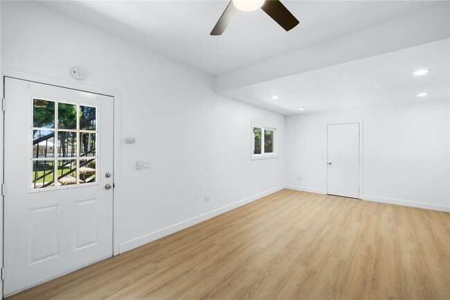 Building Photo - 2269 3rd St