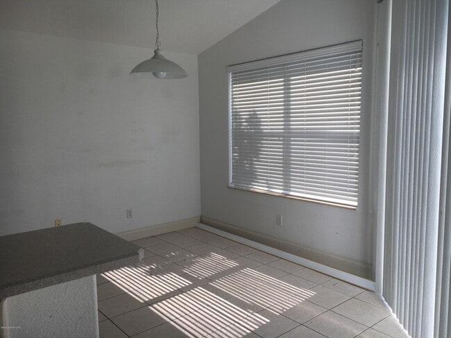 Building Photo - 3577 Hoofprint Dr