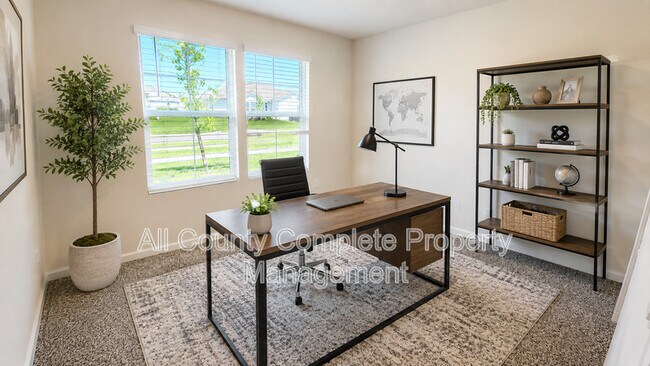 Building Photo - 121 Aveiro Wy