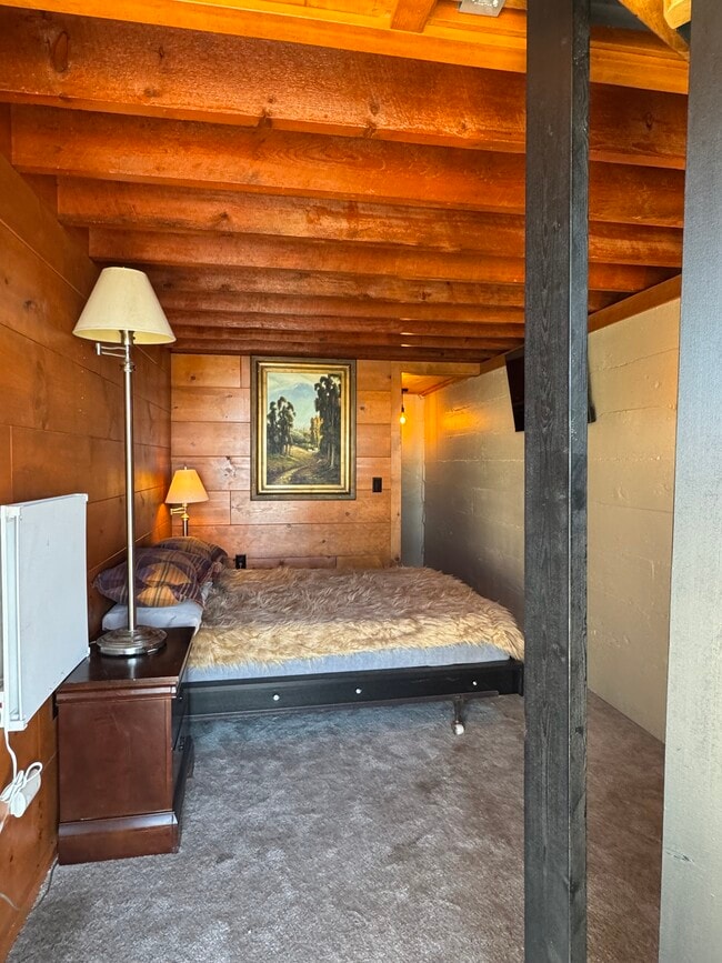 Building Photo - 24998 Ocean View Dr