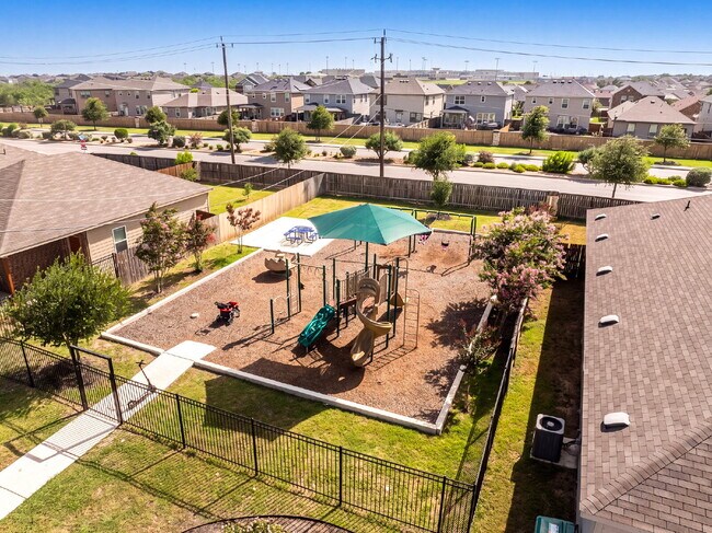 Building Photo - NEW RENTAL ALERT!!! READY NOW!!!