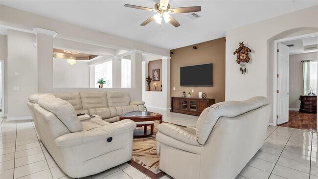Building Photo - 17835 Arbor Creek Dr