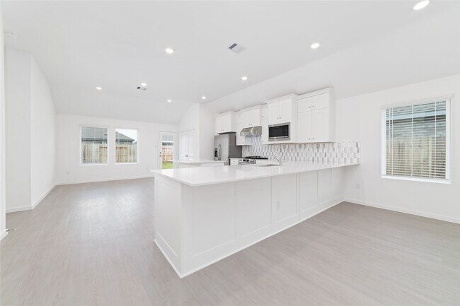 Building Photo - 26914 Tree Mallow Dr