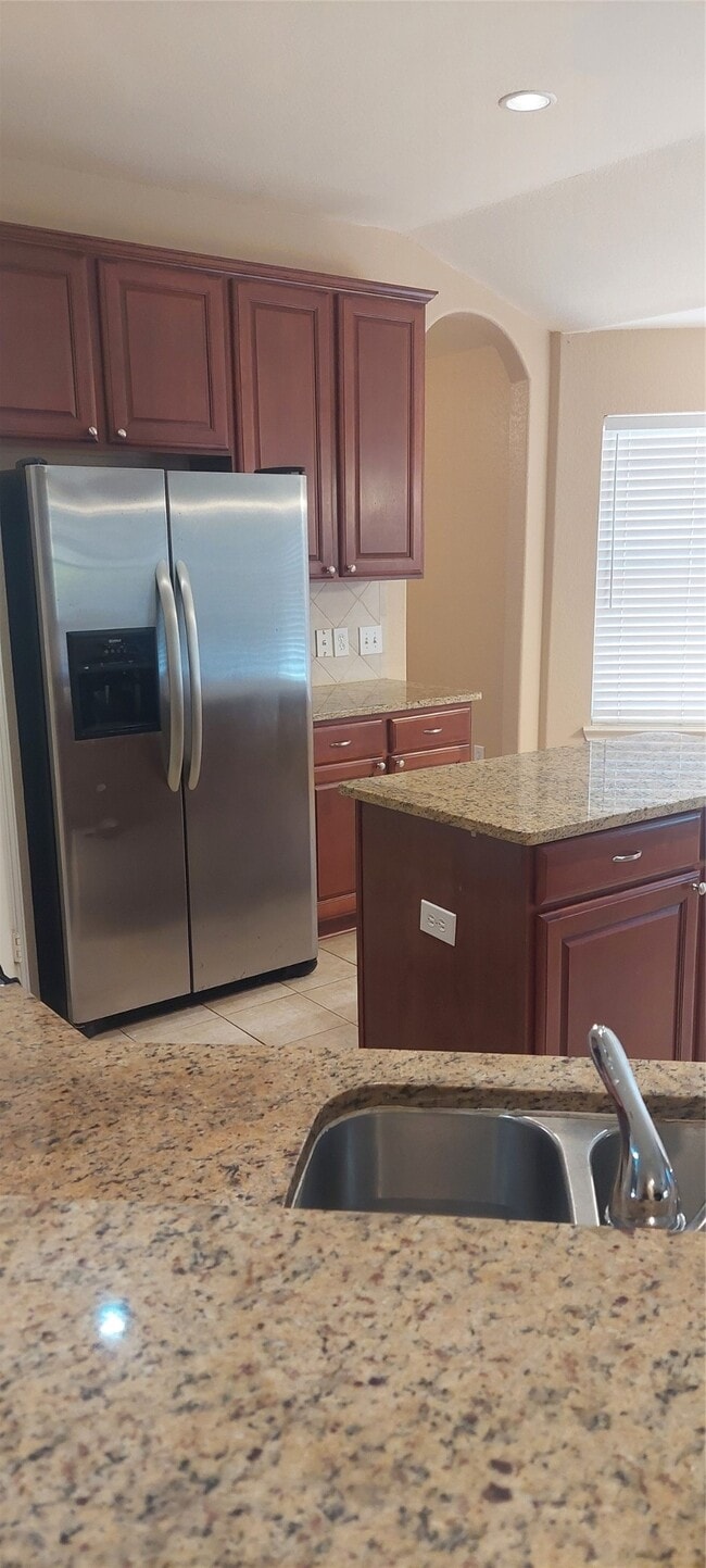 Building Photo - 2310 Appian Way