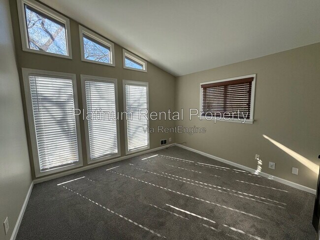 Building Photo - 3953 Sunflower Way NW