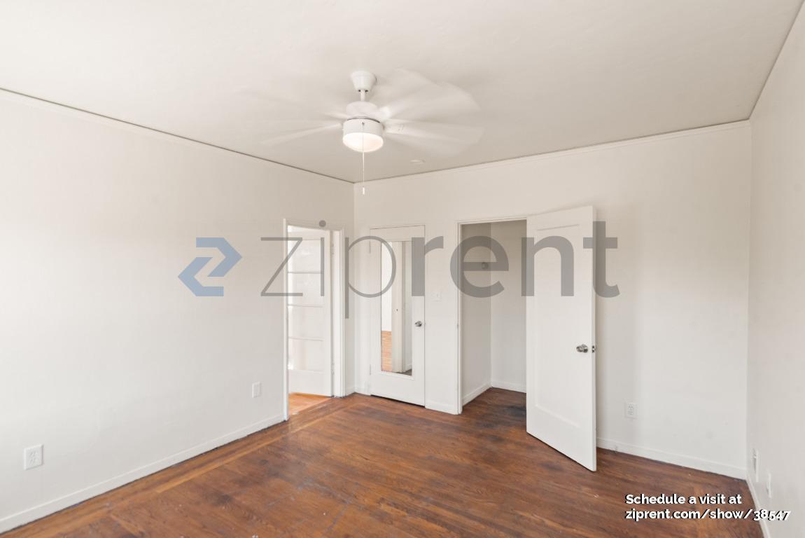 Building Photo - 2107 69th Ave