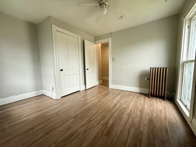 Bedroom - 321 Clay St
