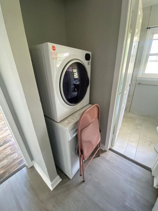 Building Photo - Welcome Home