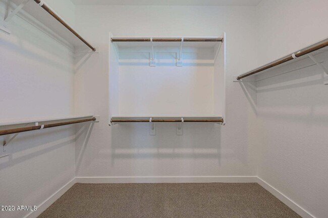 Building Photo - 2511 E Pelican Dr