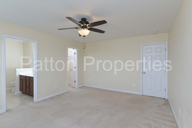 Building Photo - Rosewood Hills Home