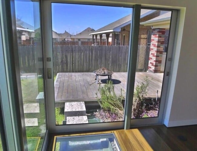 Building Photo - 2344 Chimney Rock Rd