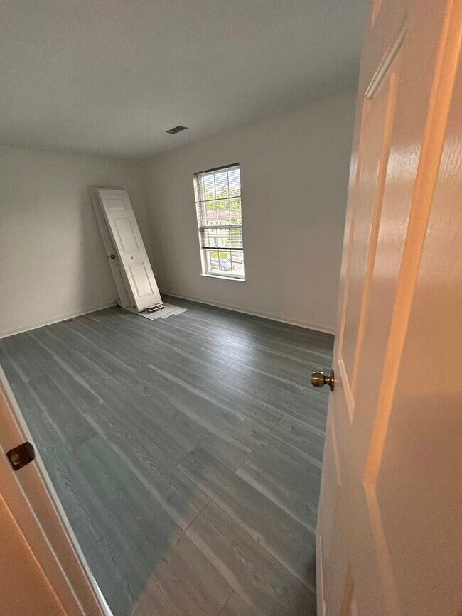 Building Photo - 4847 Limestone Ct