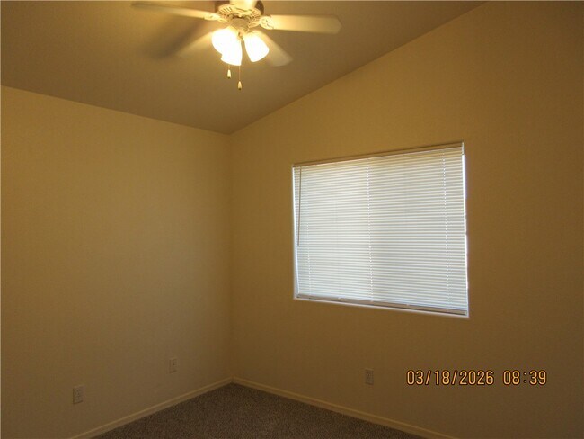 Building Photo - 2820 Wickieup Ave