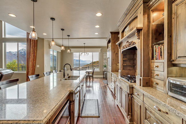 Kitchen - 2318 E Mercer Point Cir