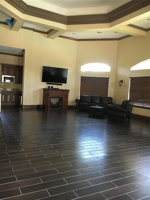 Building Photo - 14025 Fairway Island Dr