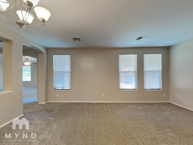 Building Photo - 2891 E Beechnut Pl