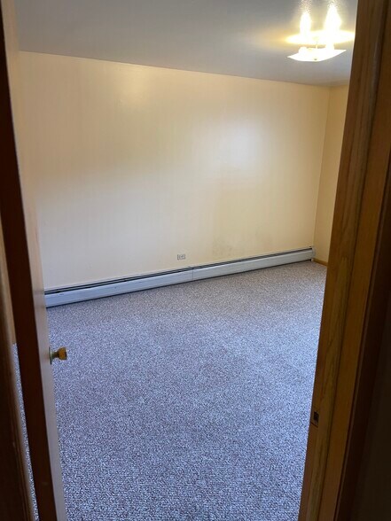 1st Fl. Bedroom - 1427 W Lexington St