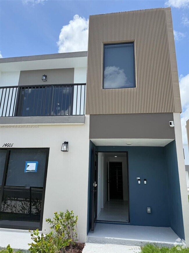 Building Photo - 14601 SW 262nd St