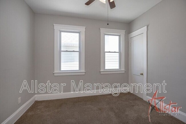 Building Photo - 2086 W 104th St