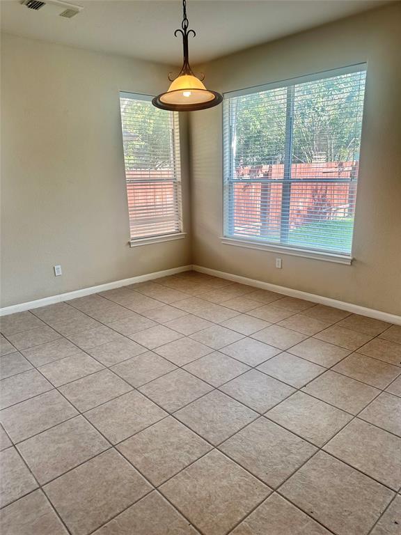 Building Photo - 2434 Arbor Dr