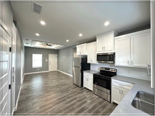 Building Photo - 2922 W Driftwood St