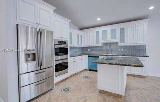 Building Photo - 3748 SW 148th Pl