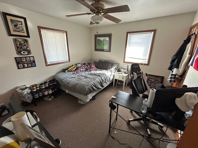 Building Photo - 1522 Starview Dr