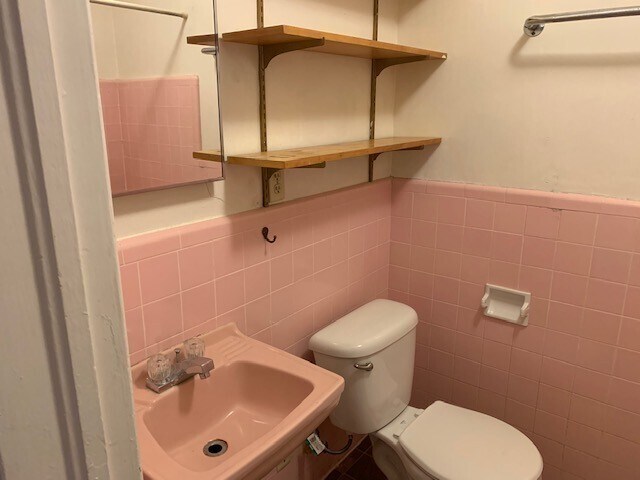 Building Photo - 120 N Wilbur