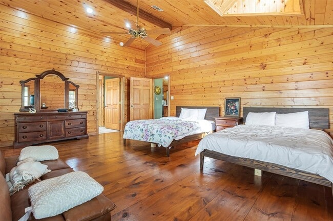 Building Photo - 1700 Co Rd 270