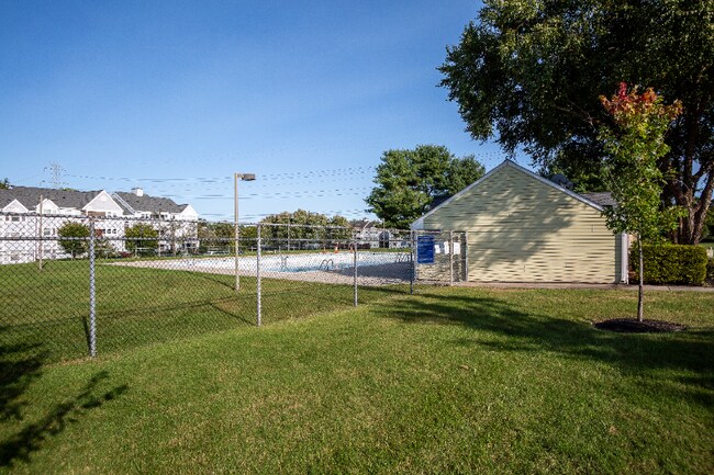 Building Photo - 8358 Montgomery Run Rd
