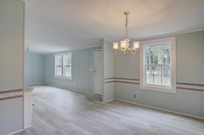 Building Photo - 28 Red Maple Trail