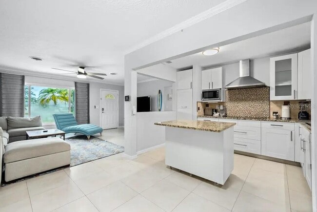 Building Photo - 2532 Constitution Blvd