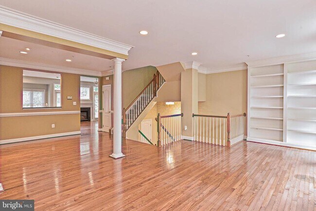Building Photo - 12035 Treeline Way